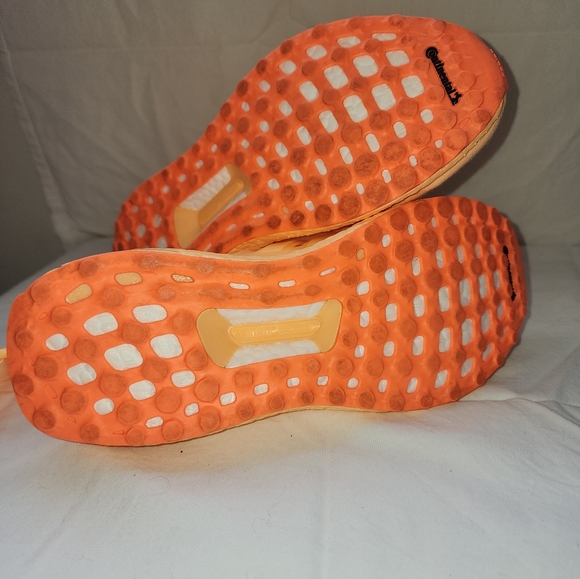 Ivy park ultraboost OG - Picture 4 of 6